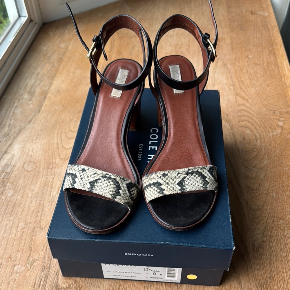 Cole Haan Women's Black and Tan Sandals